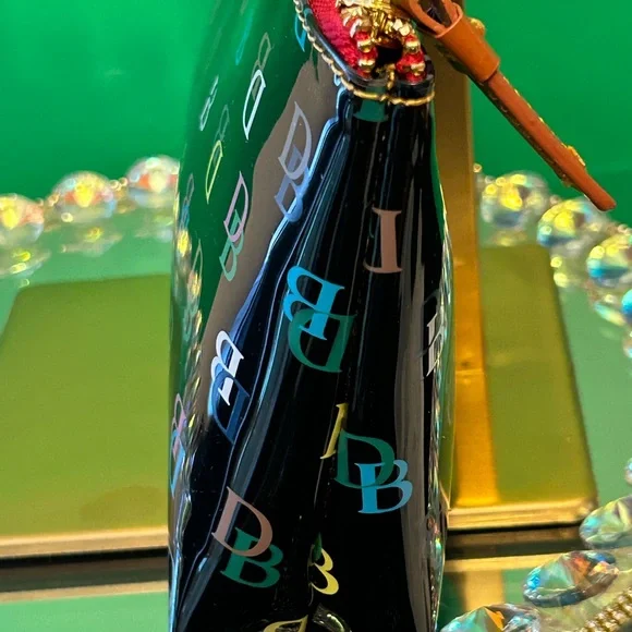 Dooney & Bourke Black Multicolor On the Go Cosmetic Bag Approx. 10 x 4 - Picture 4 of 7